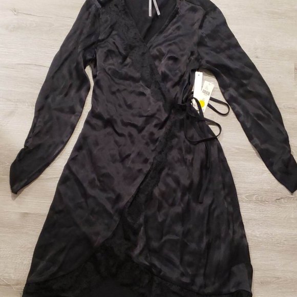 By Anthropologie Lace-Trimmed Wrap Dress, NWT, Size XXS - Picture 3 of 12